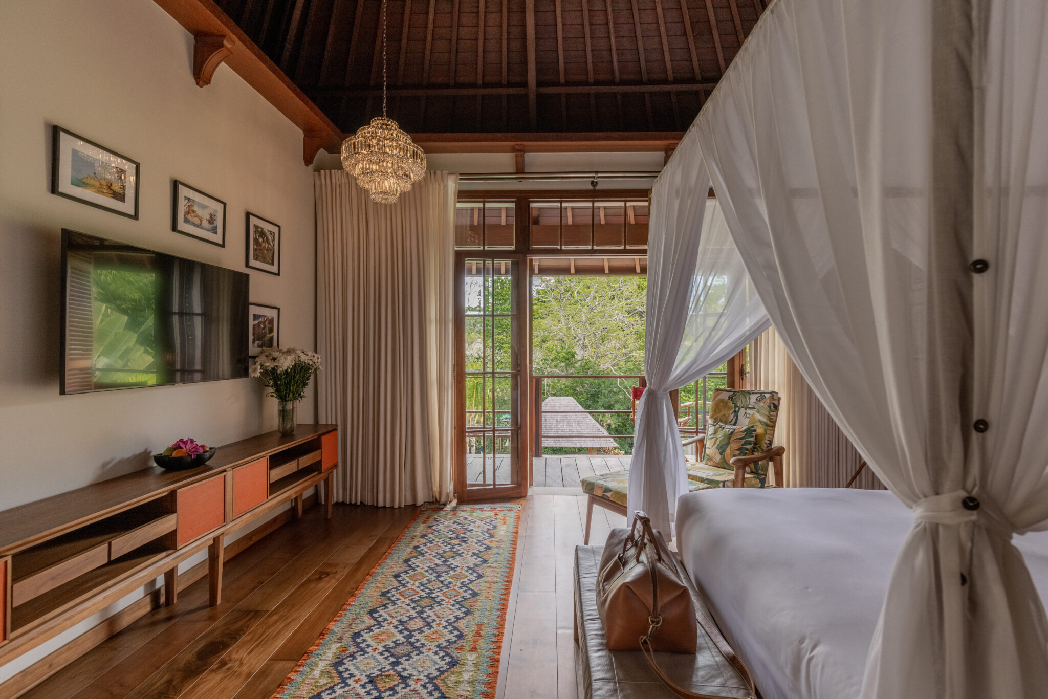 Prestige Balcony Suite| La Reserve 1785 Hotel Canggu